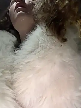 Outside_rosy dildo - 04.13.2026