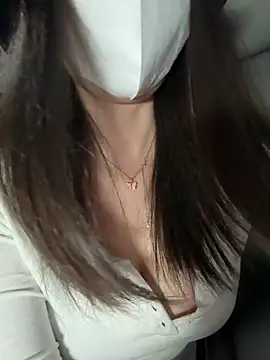 Nideanbaby face fuck