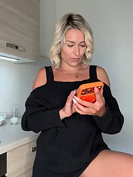 Petrouchkaaa_ ass play