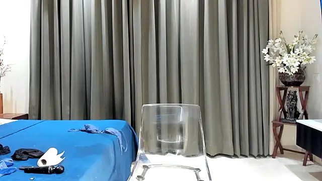 Bad_Girl_Kayra69 lesbian - April 23 2026