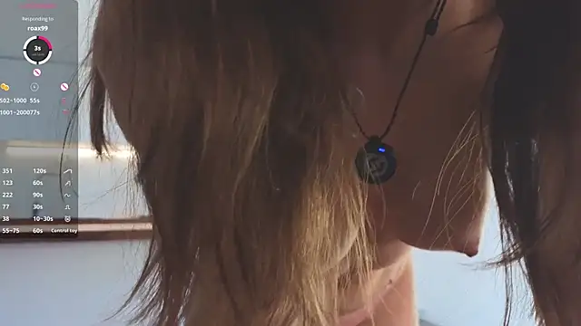 KellyAdderiy ass play show - 19-08-2025